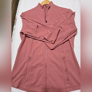 Lululemon Define Brier Rose Size 12